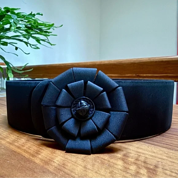 Giambattista Valli Haute Couture Leather & Silk Black Floral Waist Belt - Picture 11 of 11